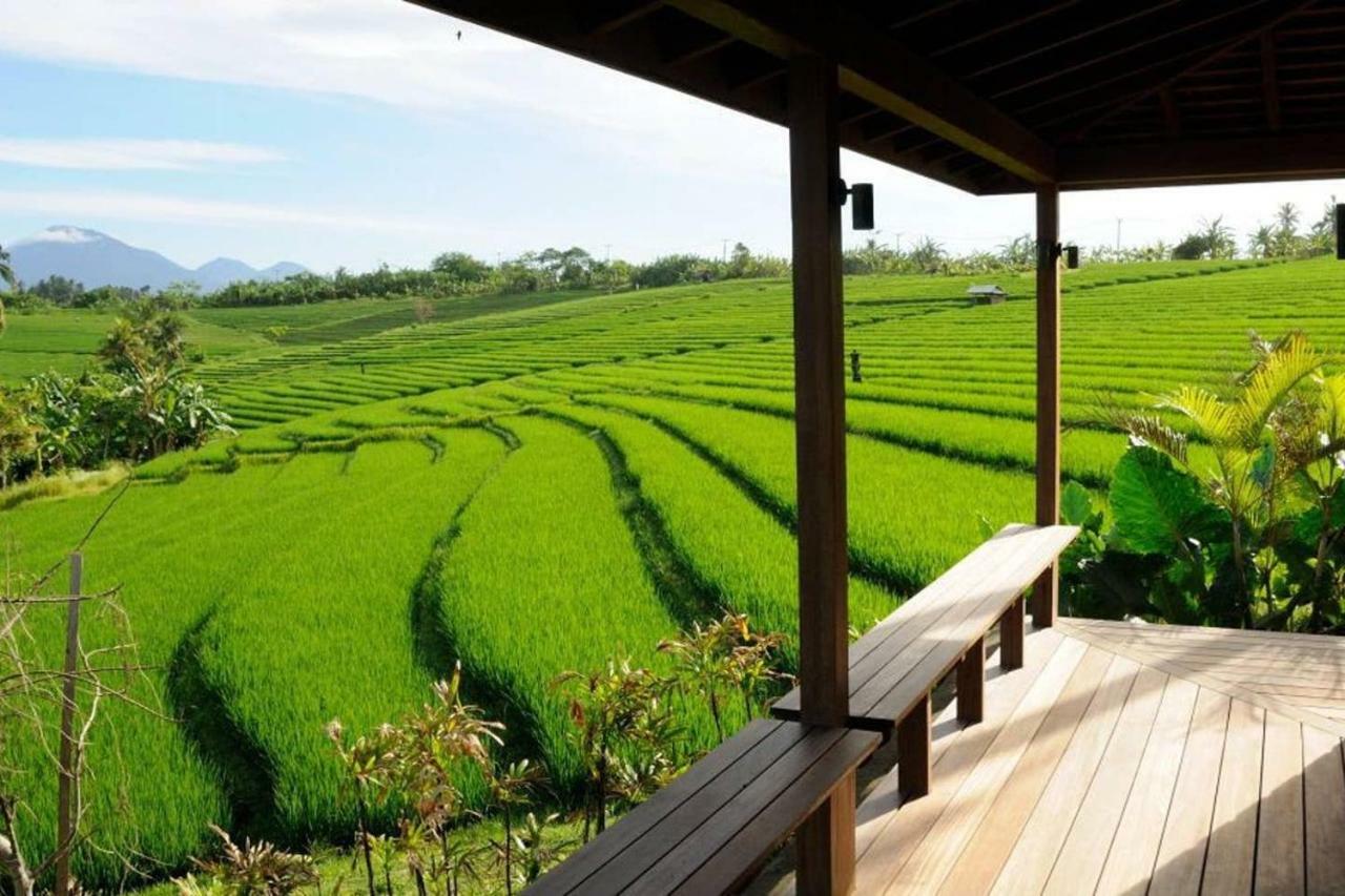 Bulung Daya Beach Villa Retreat Antasari Exterior photo